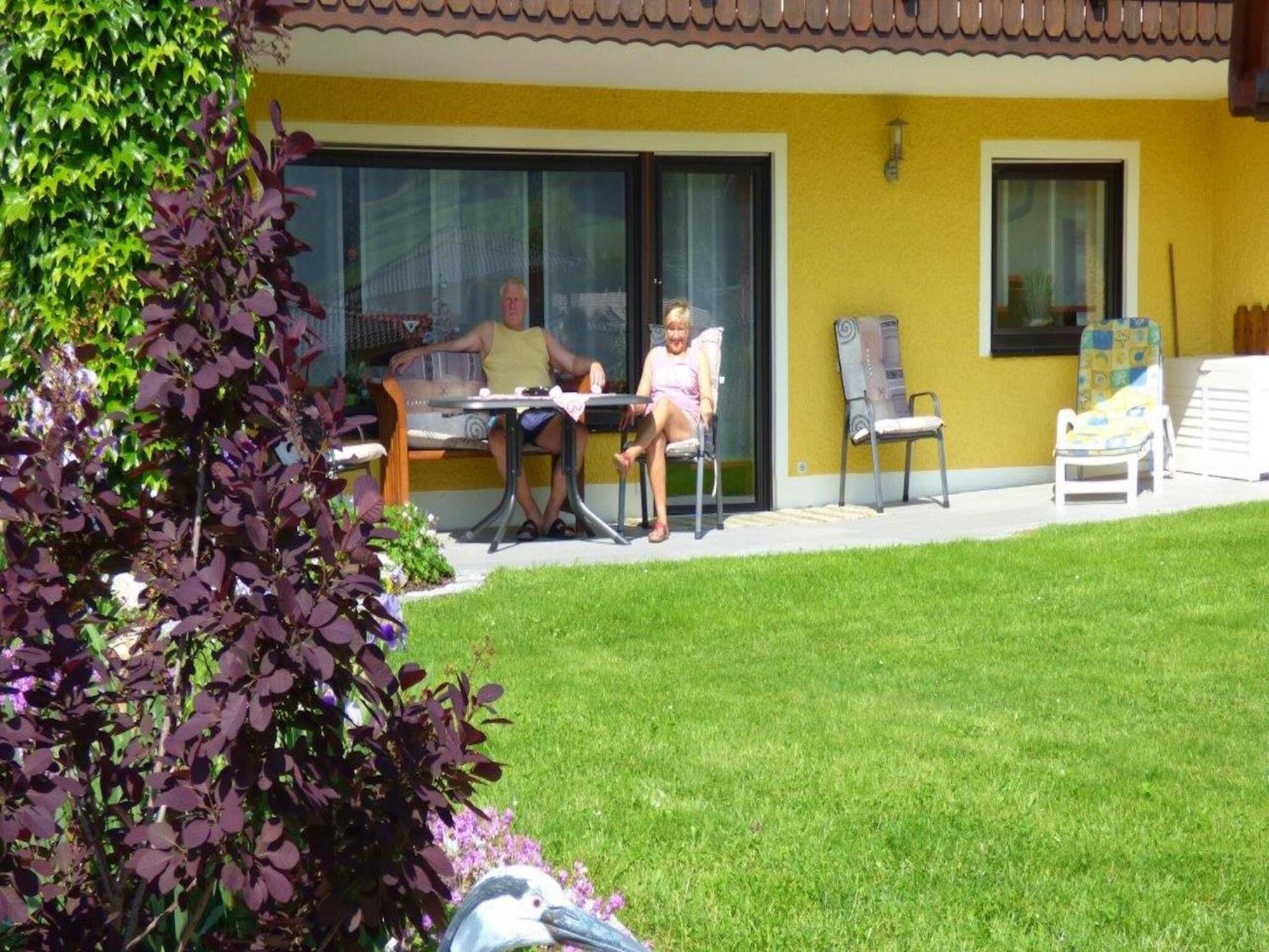 Scenic Apartment With Balcony Garden Deckchairs Barbecue Gleißenberg Zewnętrze zdjęcie